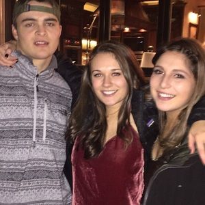 Meet your Posher, Stephanie