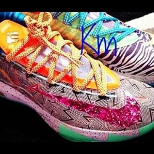 "What the kd 6s" size 11 yesthere real I spent 340