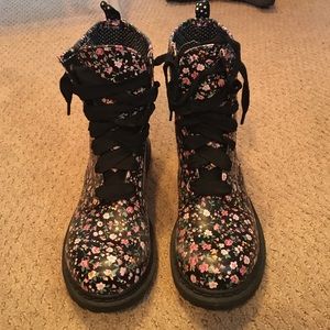 Gently used combat/ rain boots!