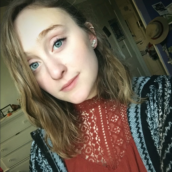 Meet your Posher, Audrey