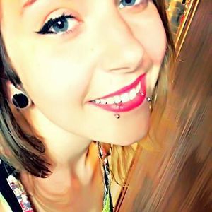 Meet your Posher, Sierra