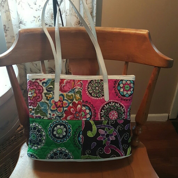 small patchwork vera bradley shoulder bag