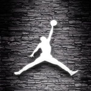 Meet your Posher, Lucas