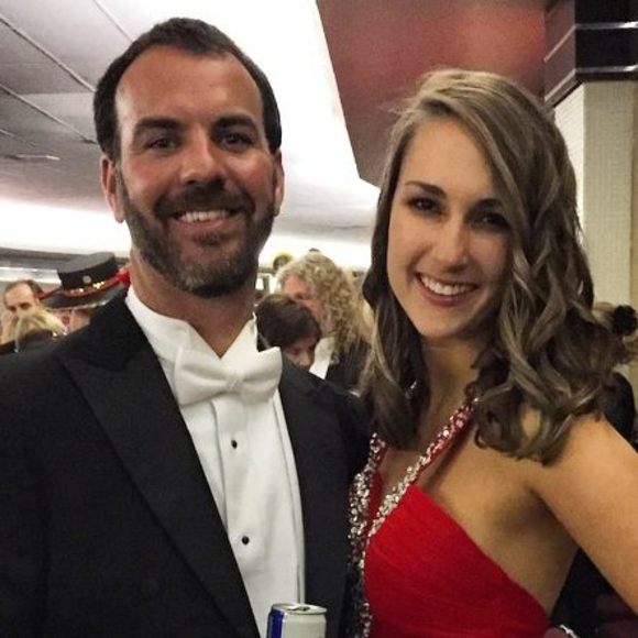 Meet your Posher, Caitlin - Picture 1 of 1