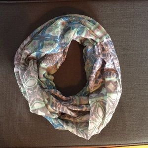 Very cute infinity scarf