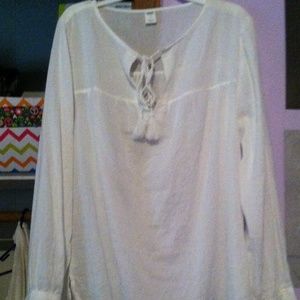 White long sleeve peasant top with tassels