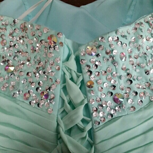 Prom Dress - Picture 2 of 4