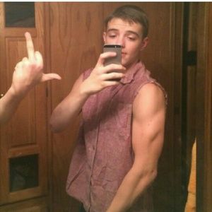 Meet your Posher, Josiah