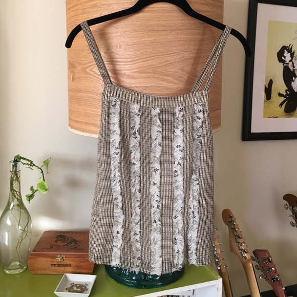 Johnny Was 100% silk ruffle detail tank top