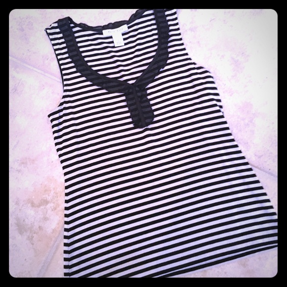 White House Black Market Tops - ✨WHITE HOUSE BLACK MARKET tank top