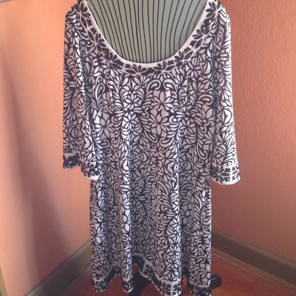 Beautiful black and white floral jeweled dress