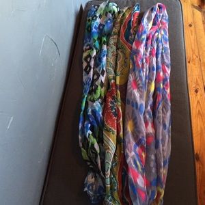 Bundle of scarves