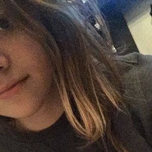 Meet your Posher, Evelyn