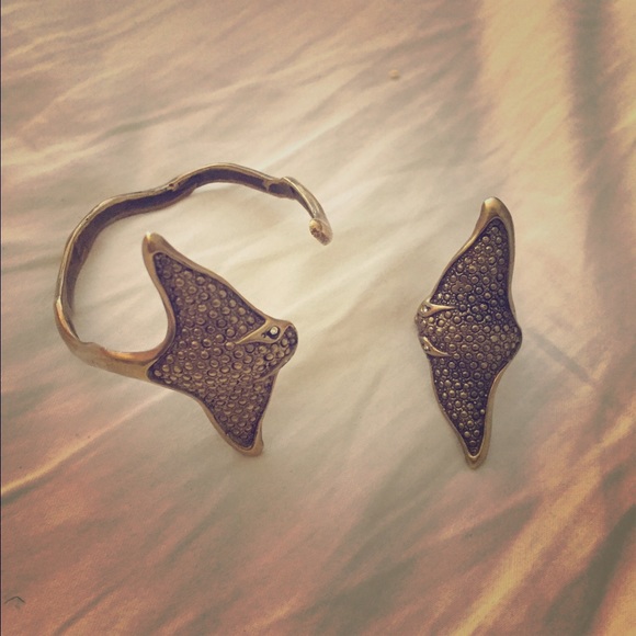 Alkemie Jewelry Manta Rey Ring