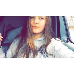 Meet your Posher, Alicia