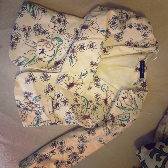 Black Rainn floral blazer