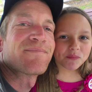 Meet your Posher, Cliff