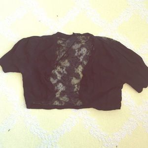 Size 2x lace cropped cardigan