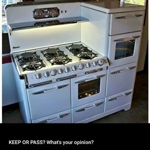 Meet your Posher, Renee