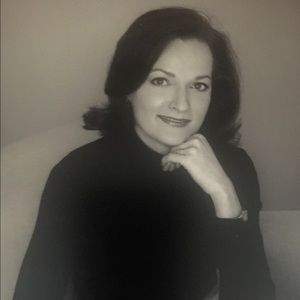 Meet your Posher, Phyllis