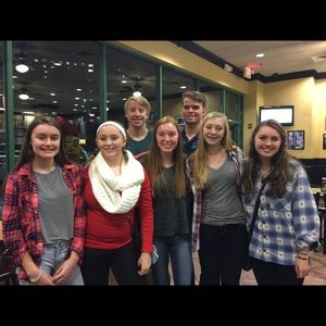 Meet your Posher, Lisa