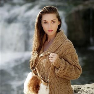 Meet your Posher, Fiorella