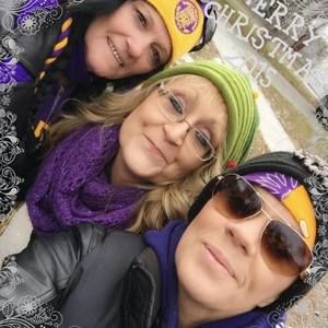 Meet your Posher, Debbie