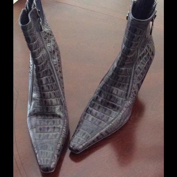 ❤️❤️Donald J Pliner Booties! Final!