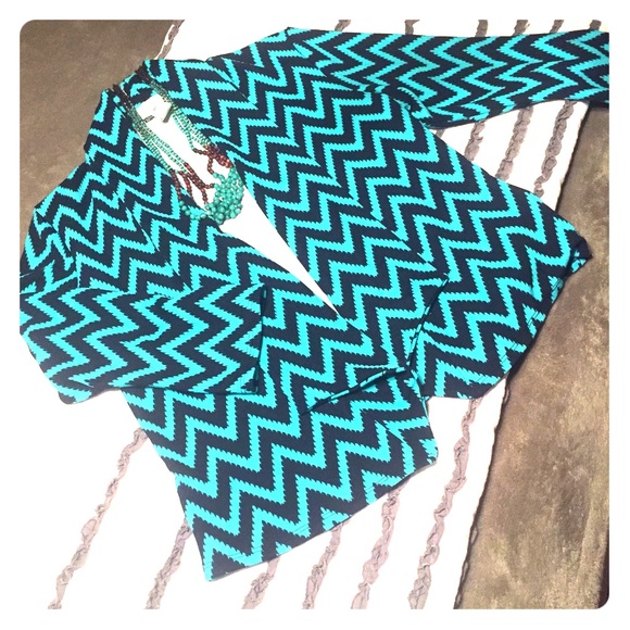 Zigzag stripe chevron blazer