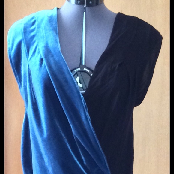 Crossed Grecian top.