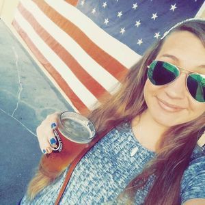 Meet your Posher, Jada