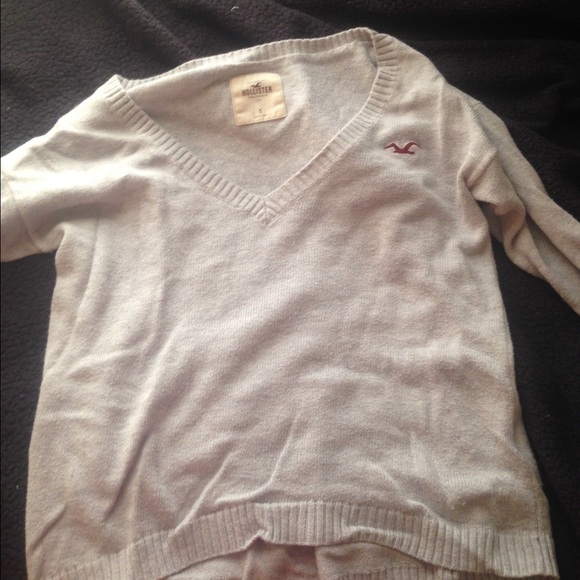 Hollister sweater