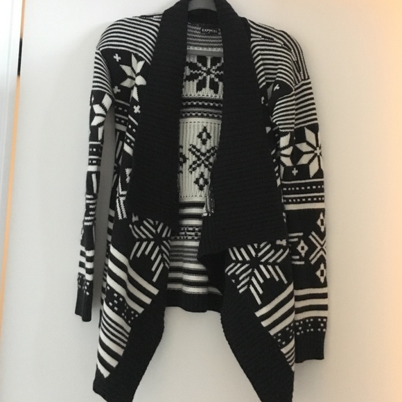 Express Front Drape Cardigan - M