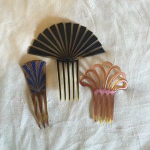 ✨ Host Pick ✨Vintage Haircombs