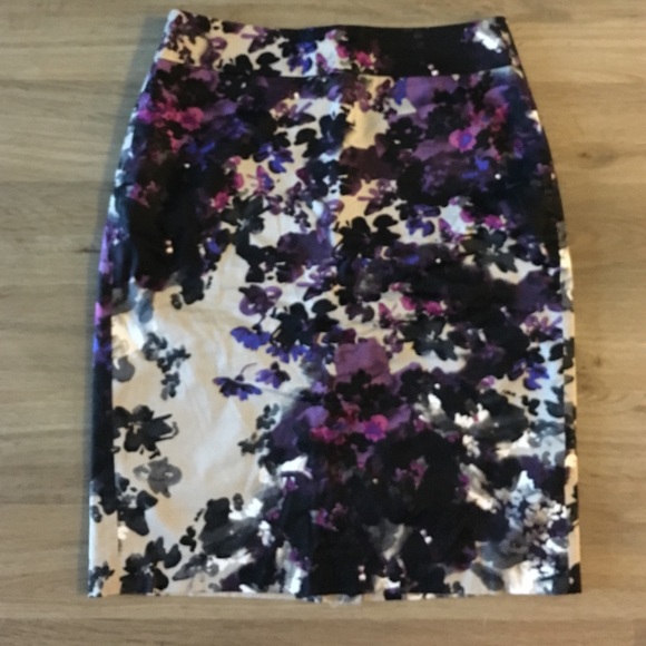 Ann Taylor Printed Pencil Skirt