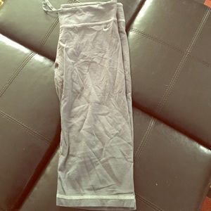 Women's Nike Capri