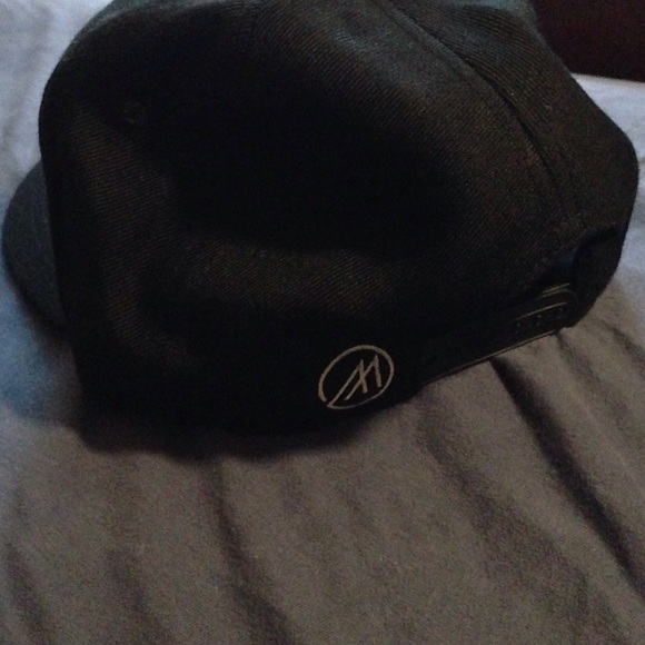 Mint SnapBack - Picture 2 of 2