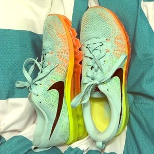 Women's Nike Flyknit Air Max 2014