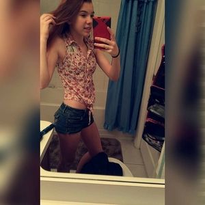 Meet your Posher, Arianna