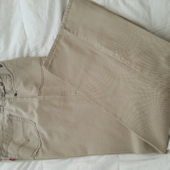 Levis Jean's khaki textured Womens Size 14