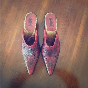 Carlos Santana mules
