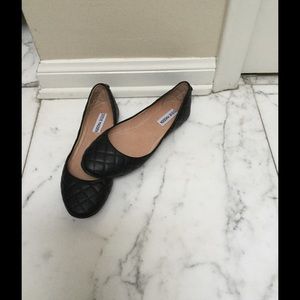 Black Steve Madden Flats