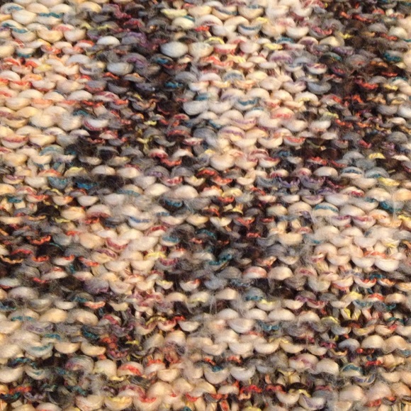 Sweater - Picture 2 of 4