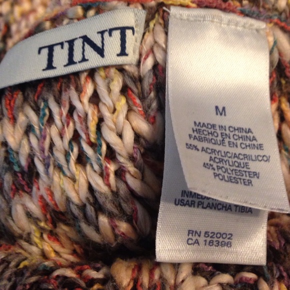 Sweater - Picture 4 of 4