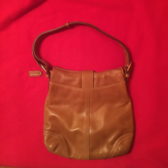 Coach purse/shoulder bag *authentic*. - Picture 2 of 4