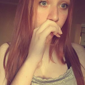 Meet your Posher, Emiley