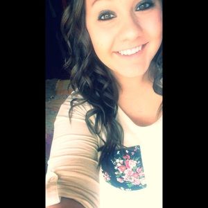 Meet your Posher, Megan