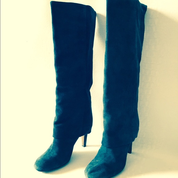 Ash boots