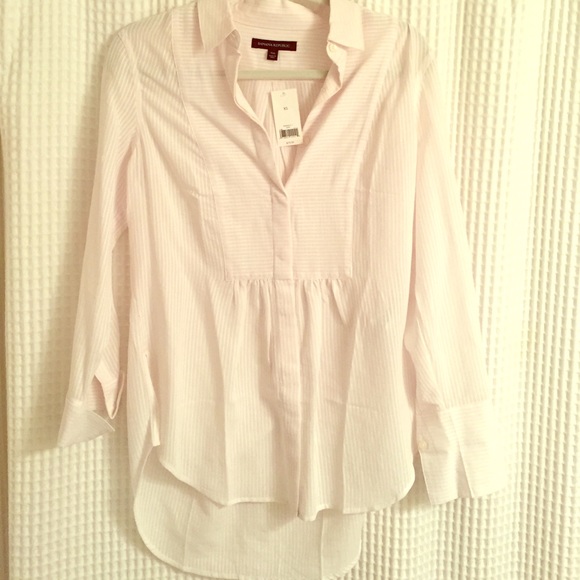 White stripes button down.
