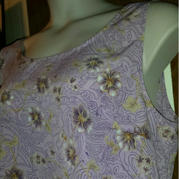 Lovely lavender tank top, so versatile - Picture 3 of 6